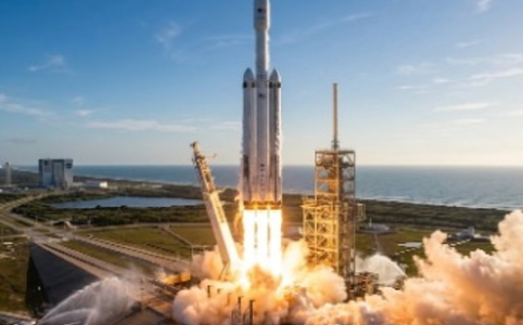 SpaceX递交上市申请 或成史上最大IPO