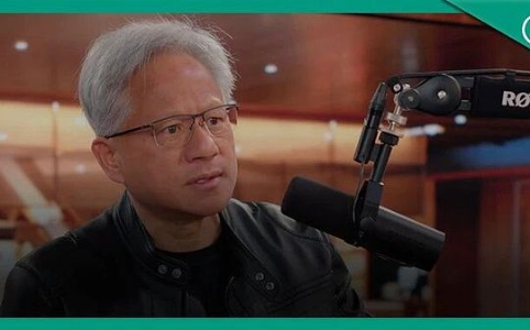 黄仁勋回应顶级AI厂商去CUDA化：前提是错的，英伟达的护城河稳固