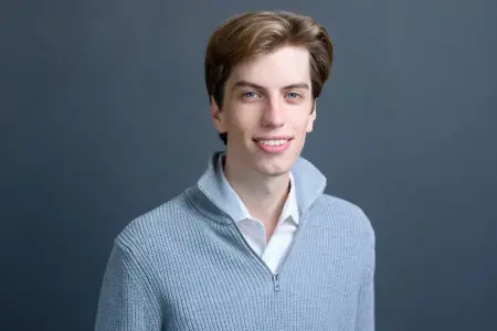 AI暴涨最大受益人：美股新传奇Leopold的崛起之路