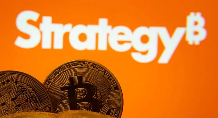 MSTR打破"永不卖出BTC"的承诺后，是恐慌还是机遇？