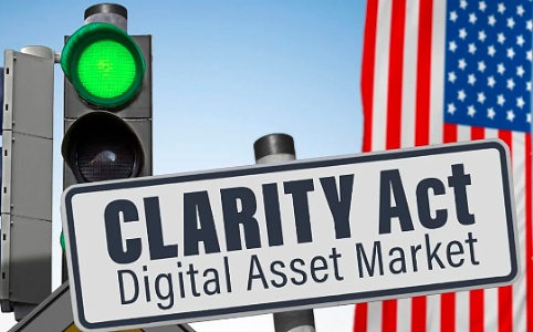 特朗普松口支持道德条款,白宫顾问留任,《CLARITY法案》八月冲刺立法窗口