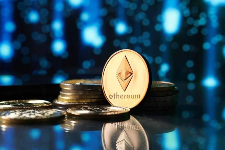 ETH重返黄金线：多重利好驱动本轮强势反弹